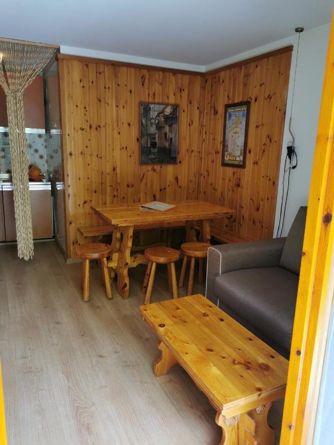 Appartamento Elda La Thuile Exteriör bild