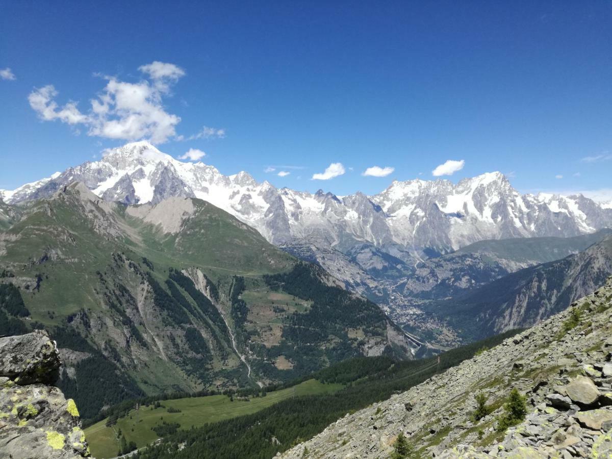 Appartamento Elda La Thuile Exteriör bild